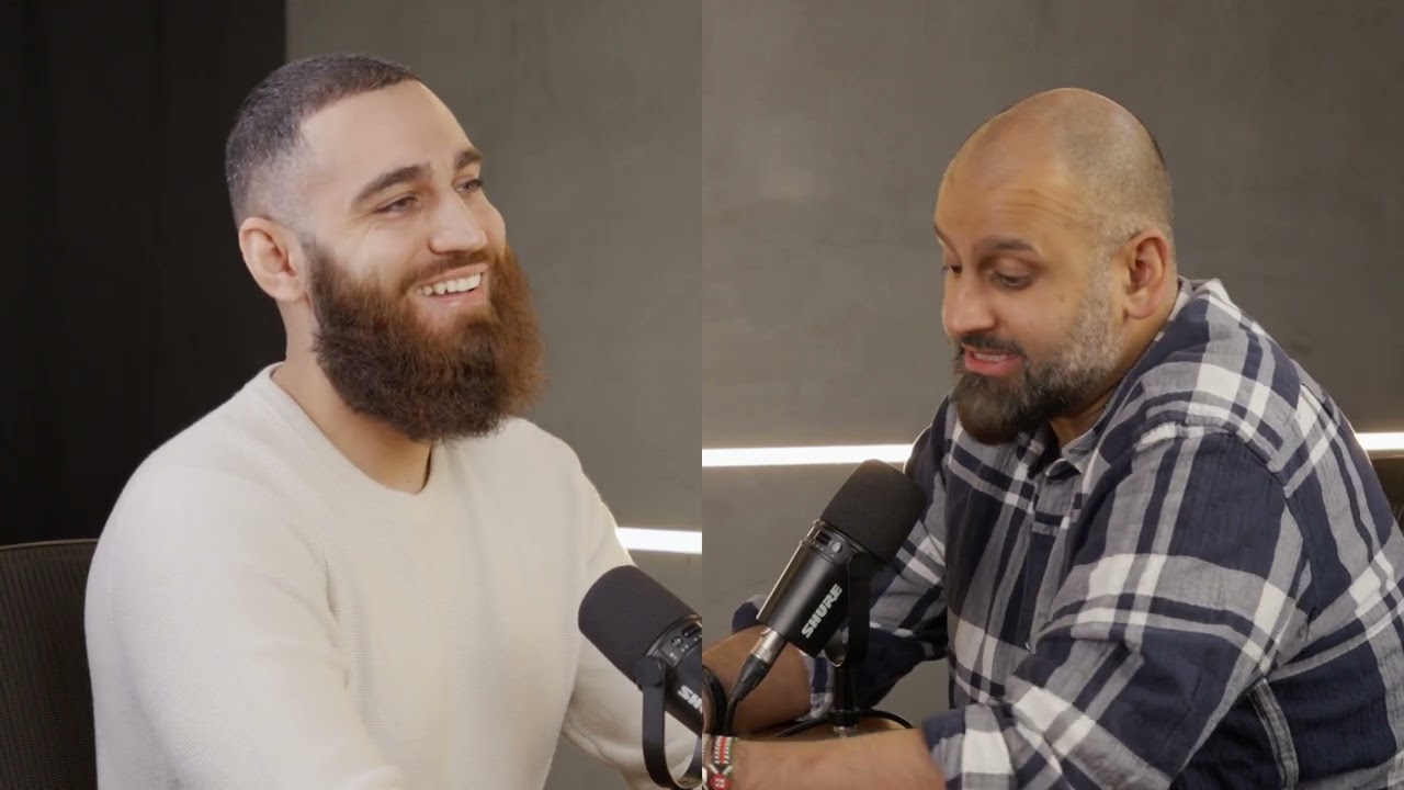 Ary Azez speaking on a podcast about AI SEO